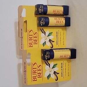 (3)Burts Bees Vanilla Bean Moisturizing Lip Balm paper Tube Price Firm